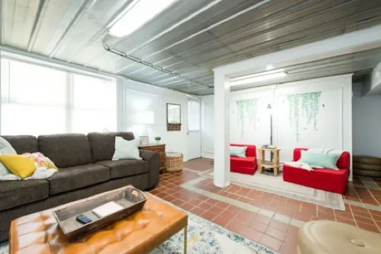 Downtown Hideaway on trendy Denton square