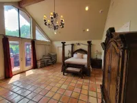 Stone House with patio, hot tub-less than 50 yards to the water.