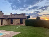 Villa with private pool and panoramic view in beautiful Val d'Orcia