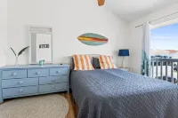 Charming Oceanfront 2BR Condo + Pool on Ocean Isle Beach, NC