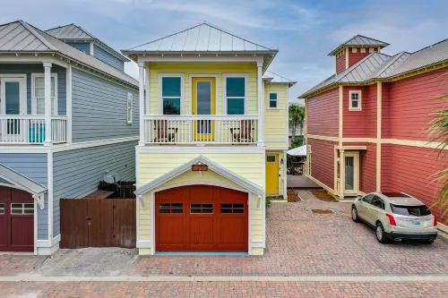 The Sandy Crab - A Waterfront Luxury Vacation Home