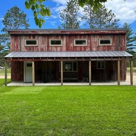 Modern Cabin to Relax and Unwind