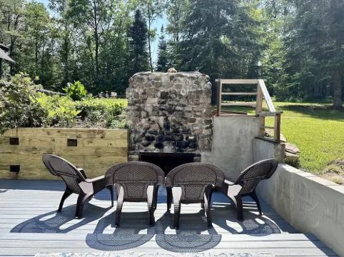 Hike & Ski Hideaway@Lake Placid, NY - 2 BR, sleeps 6, quiet, Whiteface 15m