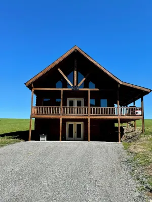 Authentic Hemlock Log Cabin 4 Bedroom Ski Chalet On Lake And Next To Ski Slopes