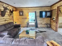 Beaver Cabin Hotels in Allamakee County