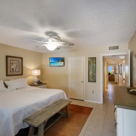Beachfront Paradise on Lbk - Steps to Sugar Sand, Gulf Waves and Magical Sunsets