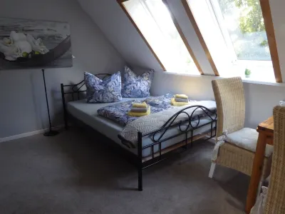 Ferienwohnung Lüneburger Heide Südheide Hermannsburg Müden Örtze Hotels near Kleine Kreuz Kirche (SELK)