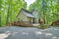 Wintergreen Retreat: Cabin with Hot Tub, Nestled in Woods, Hiking, Game Room