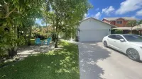 Beautiful Cozy house at Delray Hotels near First Baptist Church Delray Beach