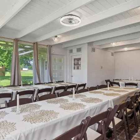 Minutes away from Tennessee Parks! Cozy family stay in White County, TN