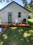 Settle in at the Petite Retreat. Hotels near Walmart Connection Center