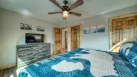My Mystic Mountain - New Cabin! Hot Tub, 3 fireplaces, Wifi, mins to Hiwassee