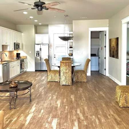 2Br with Balcony Near Biloxi Beach & One Block to Casinos! Downtown Darling