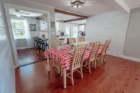 Lemonade Acres, Where Horses Stay for Free!