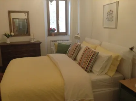 Beauty And Serenity In A Premium Montalcino Location That Will Sleep 4 Adults.