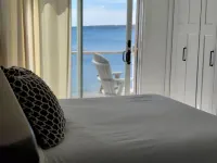 Private Beachfront Cottage in Portsmouth, RI