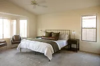 Sunny Desert Escape with Heated POOL! Near Spring Training, Stadium & Westgate