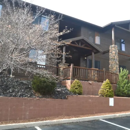 Black Bear Lodge - 5 minutes to Fool Hollow Lake and Golf Courses