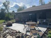 "Outdoors Oasis" Cozy cabin north of Bemidji. - Chalets
