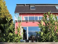 Beach House, 200 Sqm. Wf., Directly at the Plauer See, Müritz, 30m to the Beach Hotele w: Funfseen