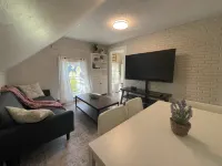 2b apt loft Downtown Ipswich Hotels in Ipswich