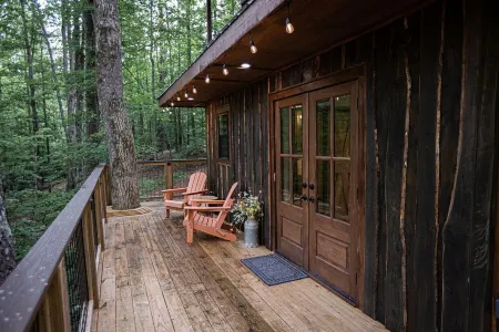 Tech Time: Secluded Treehouse Overlooking Creek