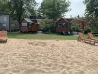Shady Haven - Tiny Home 1 Hotels in Bellevue