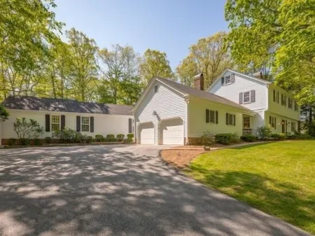 7 bdrm 23ppl~Firepit~ Lookout Mtn~4miles Dwntwn Chatt 4 acres