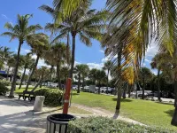 LW Historic District. 1.5 milles to beach. Pet friendly!