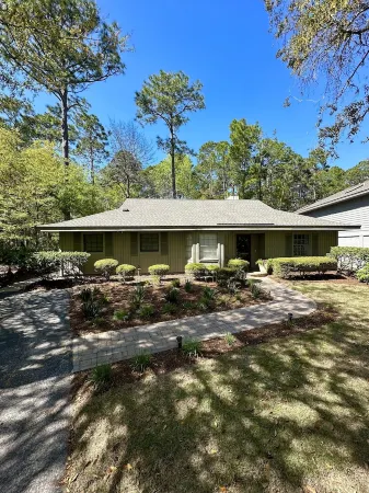 Discounted Fall Rates! Private Sea Pines Home w Large Deck. Great for Couples!