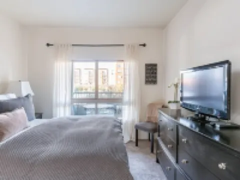 Walk to all Kirkland has to offer Hotels in Kirkland