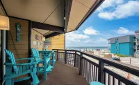 Beautifully Relaxing Condo on the Ocean. Feet from the Beach! after Deck 103