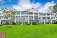 Golf Course View Condo with Pool