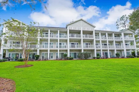 Luxury Spacious Condo 2BR Near Golf & Beach(Sleeps 6)