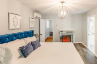 The Jeweler's Villa, HOT TUB!