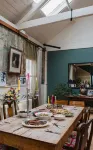 Extremely spacious loft located in the vibrant America Ground