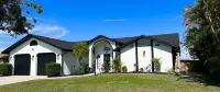 Serine & Peaceful Luxury Waterfront Pool Villa. Perfect Location