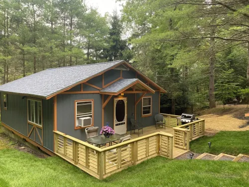 Charming Lakeside Cottage with Lakefront Deck