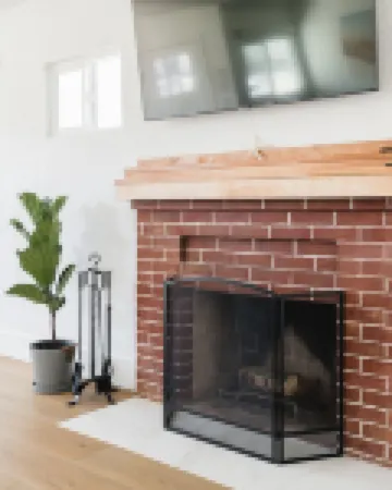 Beach House w/ Private Pool & Spa mins to beach!