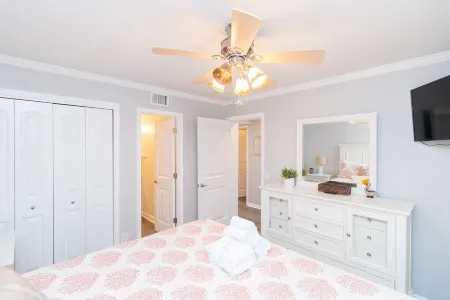 Balcony overlooks BEAUTIFUL OCEAN VIEW, just steps away from sand!