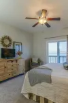 Best Views on the Island! Ocean, Waterfront, Boat Dock, Elevator, Pool, Fish!