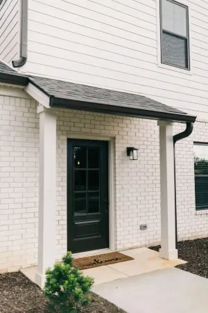 Cozy, Clean Home for Family or Friends