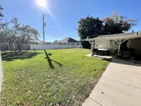 Orem Lower Level Apartment w/ Hot Tub access! 6 minutes to Provo Canyon Hotel di Orem