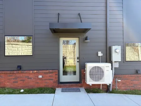 Back 2 The Future! - 4 Min. from Downtown Knox