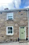 Cosy Character Cottage With Sea View In Mousehole Hotels near Mousehole
