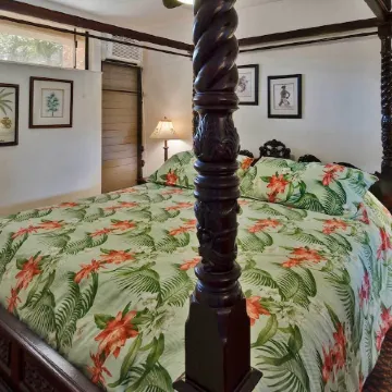 Peace  of Heaven Oceanfront 180 Degree of ocean front views/Kuleana unit 616