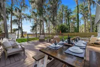 Modern LAKE HOUSE on Lake Santa Fe near Gville/UF