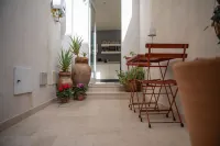 Timeless House with private indoor pool in heart of Noto