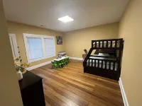 Nueva y Elegante Casa a 1 Milla del Dowtown y 6 Millas de las Playas OBX