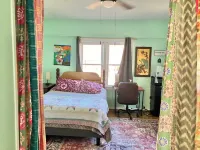 Hot Tub Private Studio- 1BR/1BR- Historic Tree Streets- 2 min drive to downtown